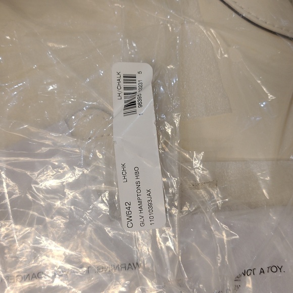 New! Limited Edition Coach Hampton Hobo Bag in Silver/Chalk ๐ค - Picture 10 of 10